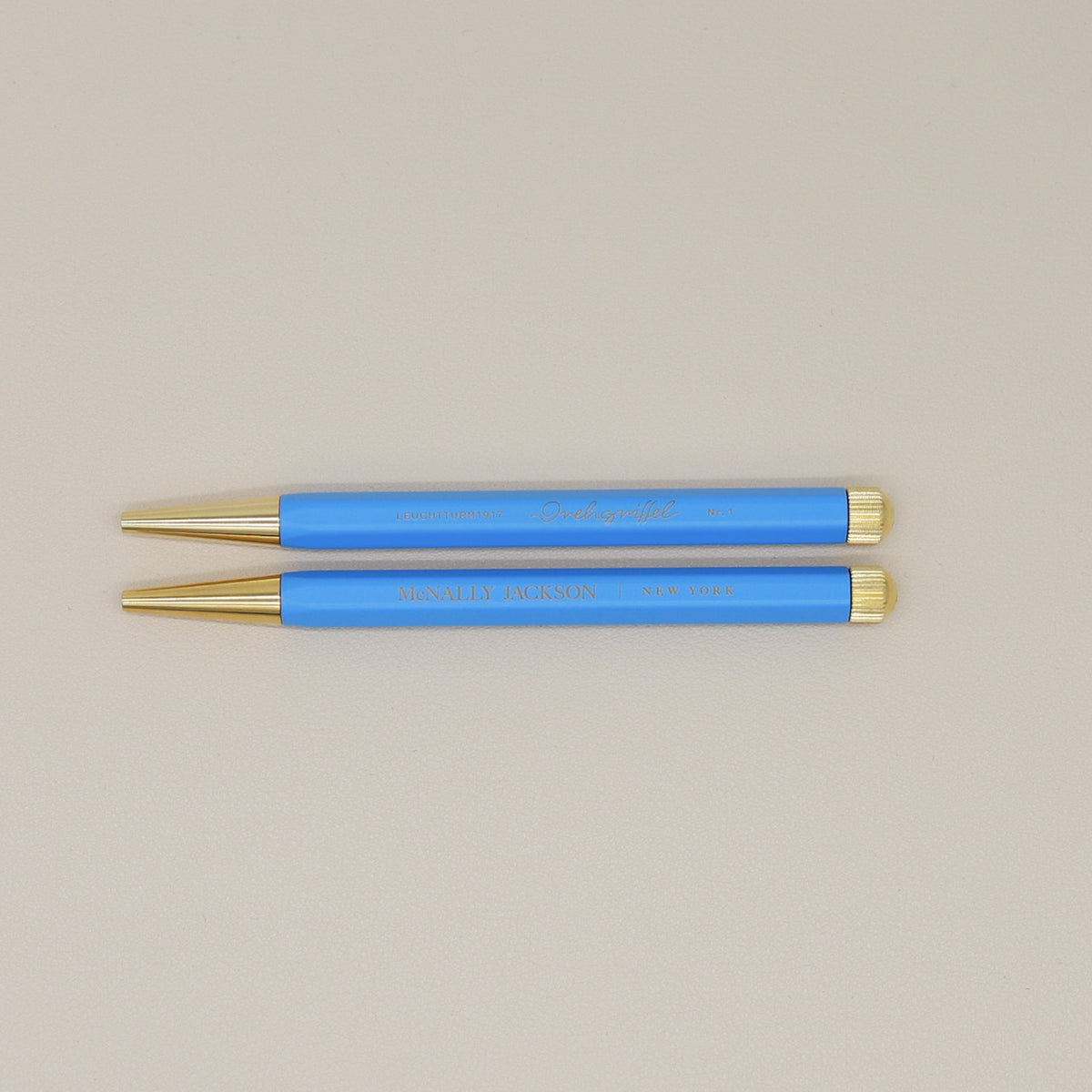 Leuchtturm Drehgriffel Nr 1 McNally Jackson