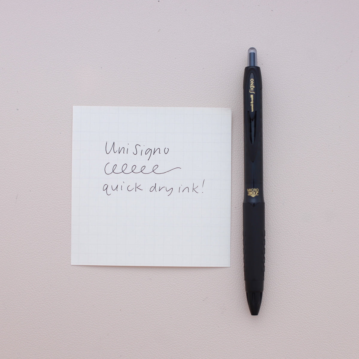 Uni Ball Signo-307 Rollerball